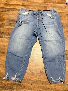 Torrid Bombshell Skinny Jeans Size 20 XS Light Wash Distressed Button Fly